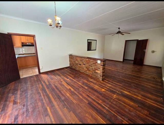 3 BEDROOM HOUSE FOR SALE IN HARTENBOS CENTRAL